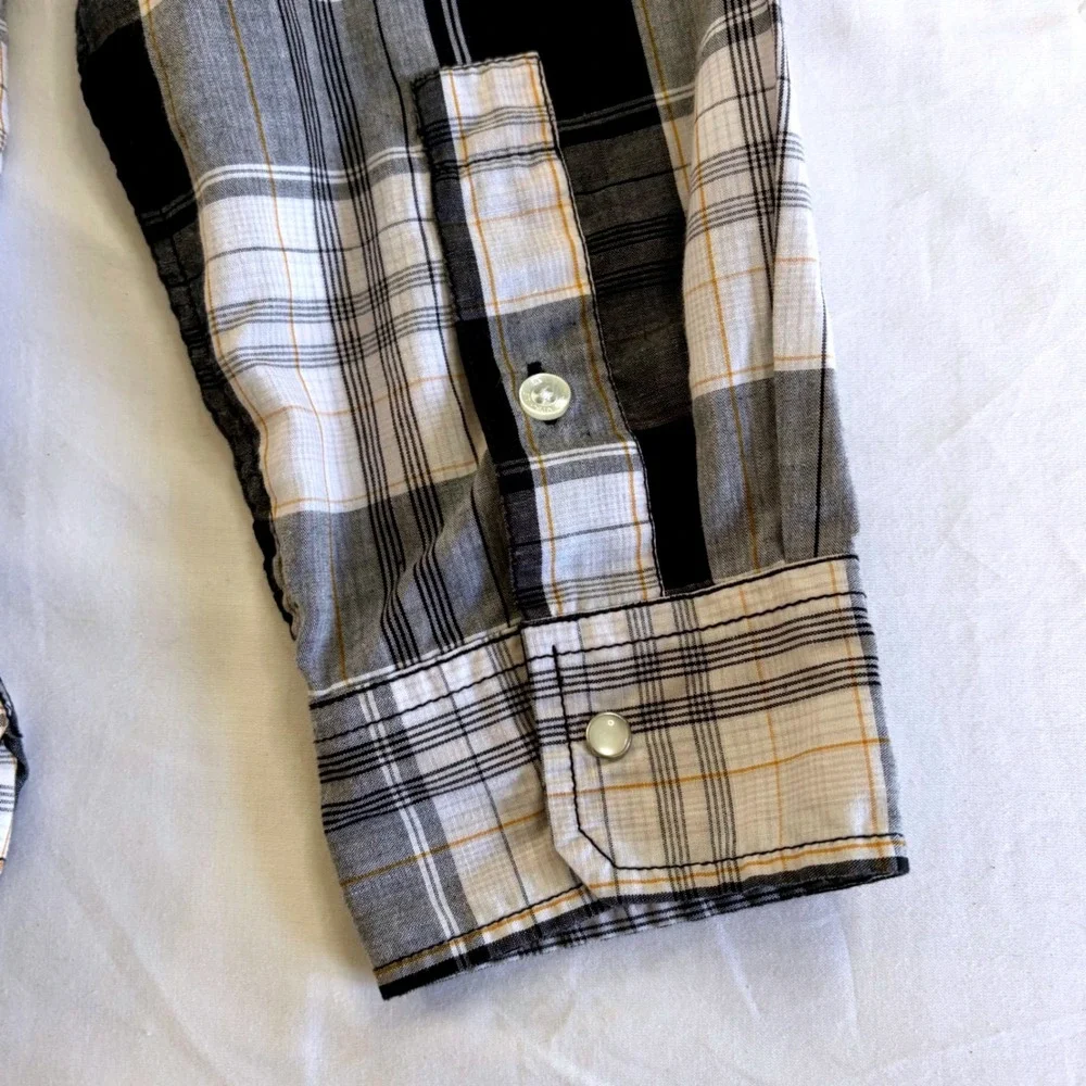 Levis Mens XL Modern Western Pearl Snap Front Plaid Shirt Cowboy Vintage Style